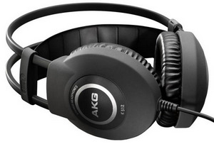 AKG K 512